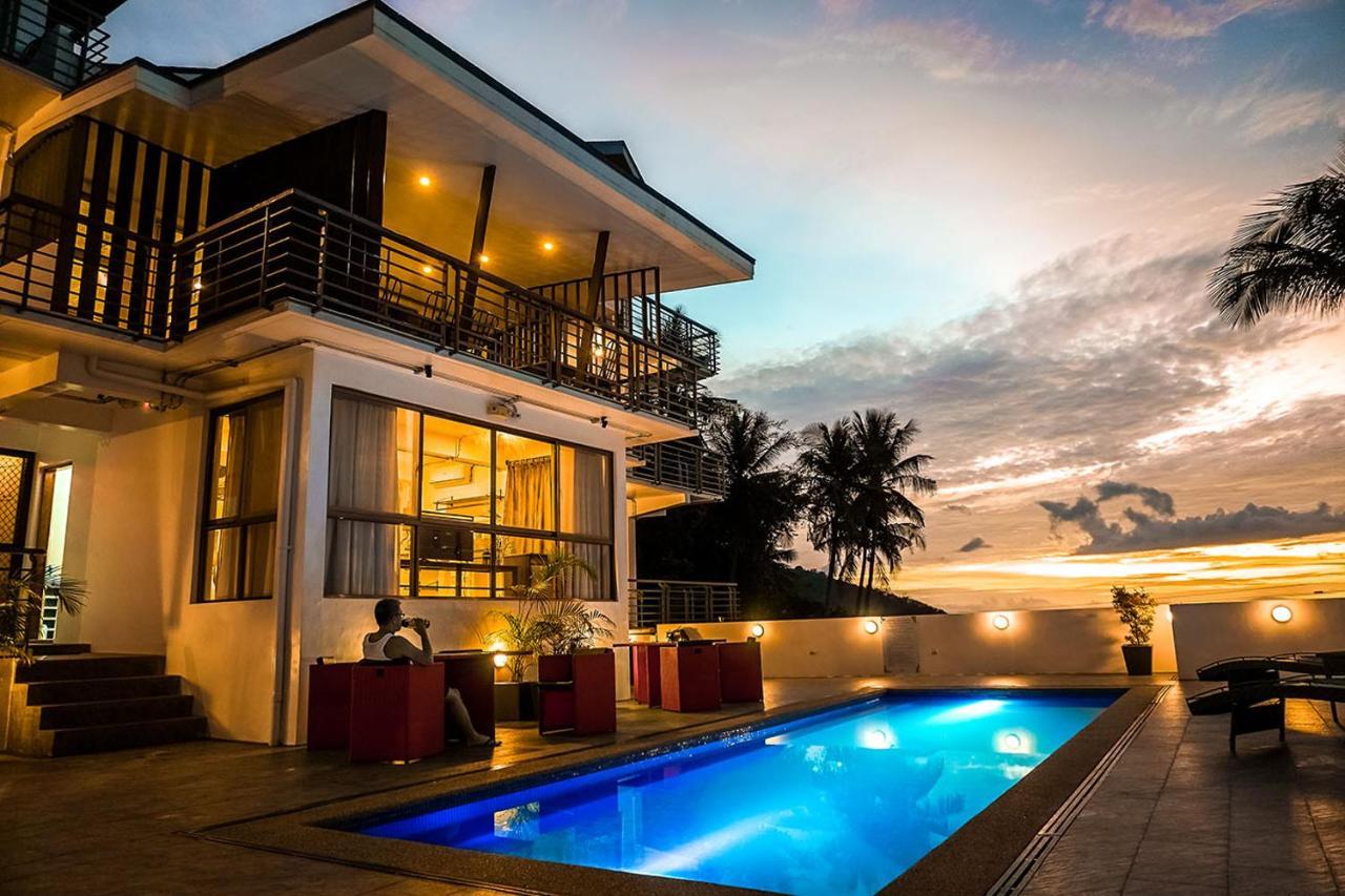 Av Suites Puerto Galera Dış mekan fotoğraf