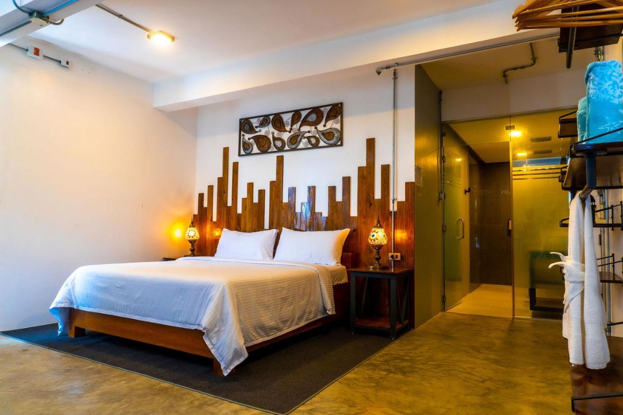 Av Suites Puerto Galera Dış mekan fotoğraf