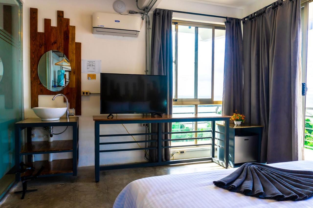 Av Suites Puerto Galera Dış mekan fotoğraf