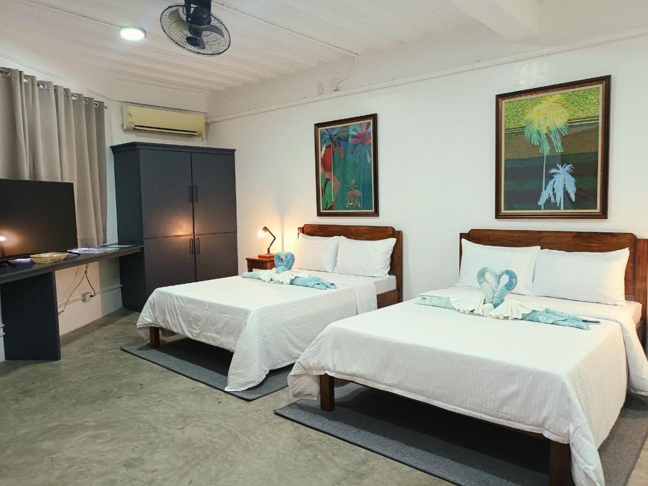 Av Suites Puerto Galera Dış mekan fotoğraf