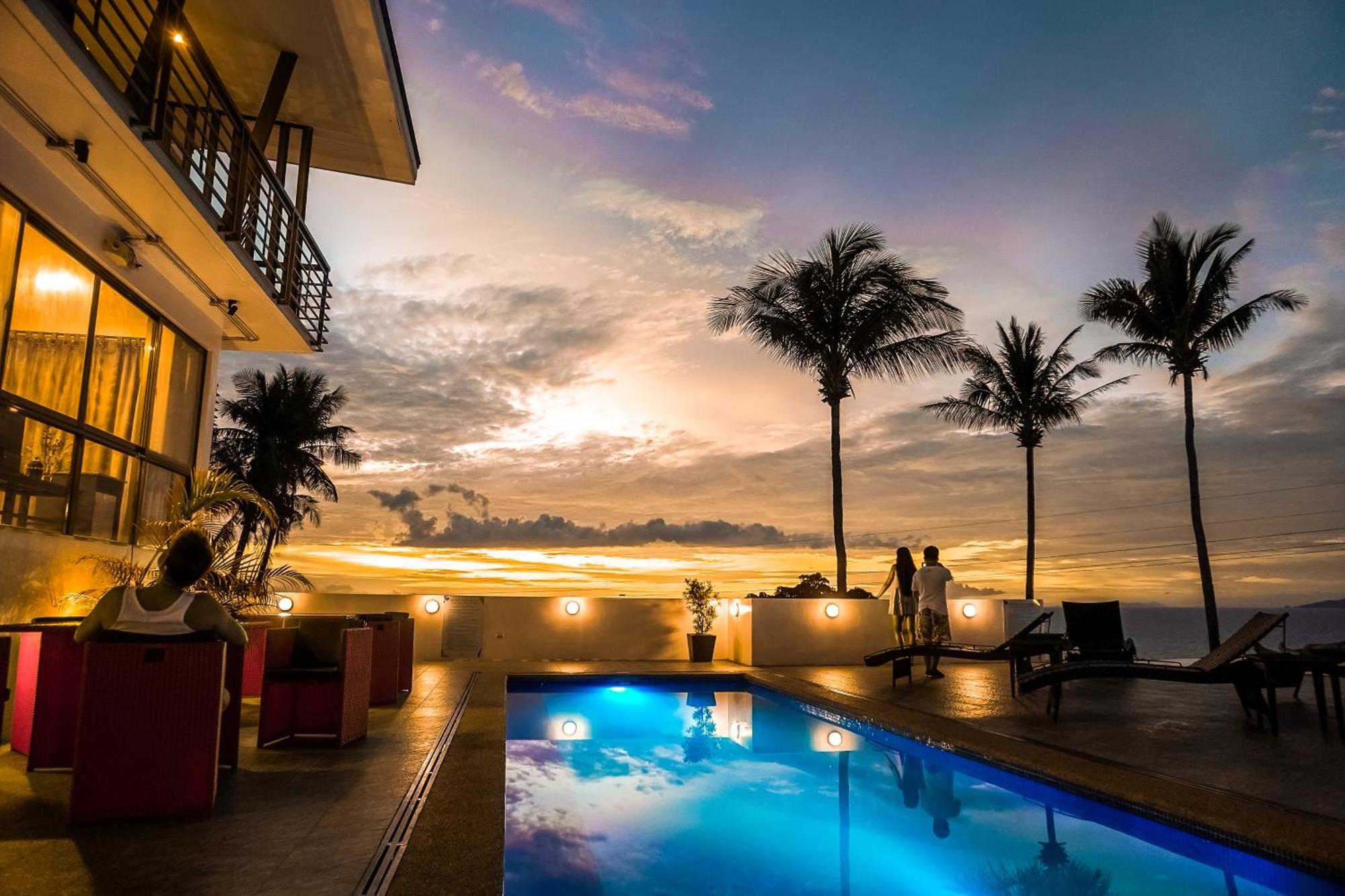 Av Suites Puerto Galera Dış mekan fotoğraf