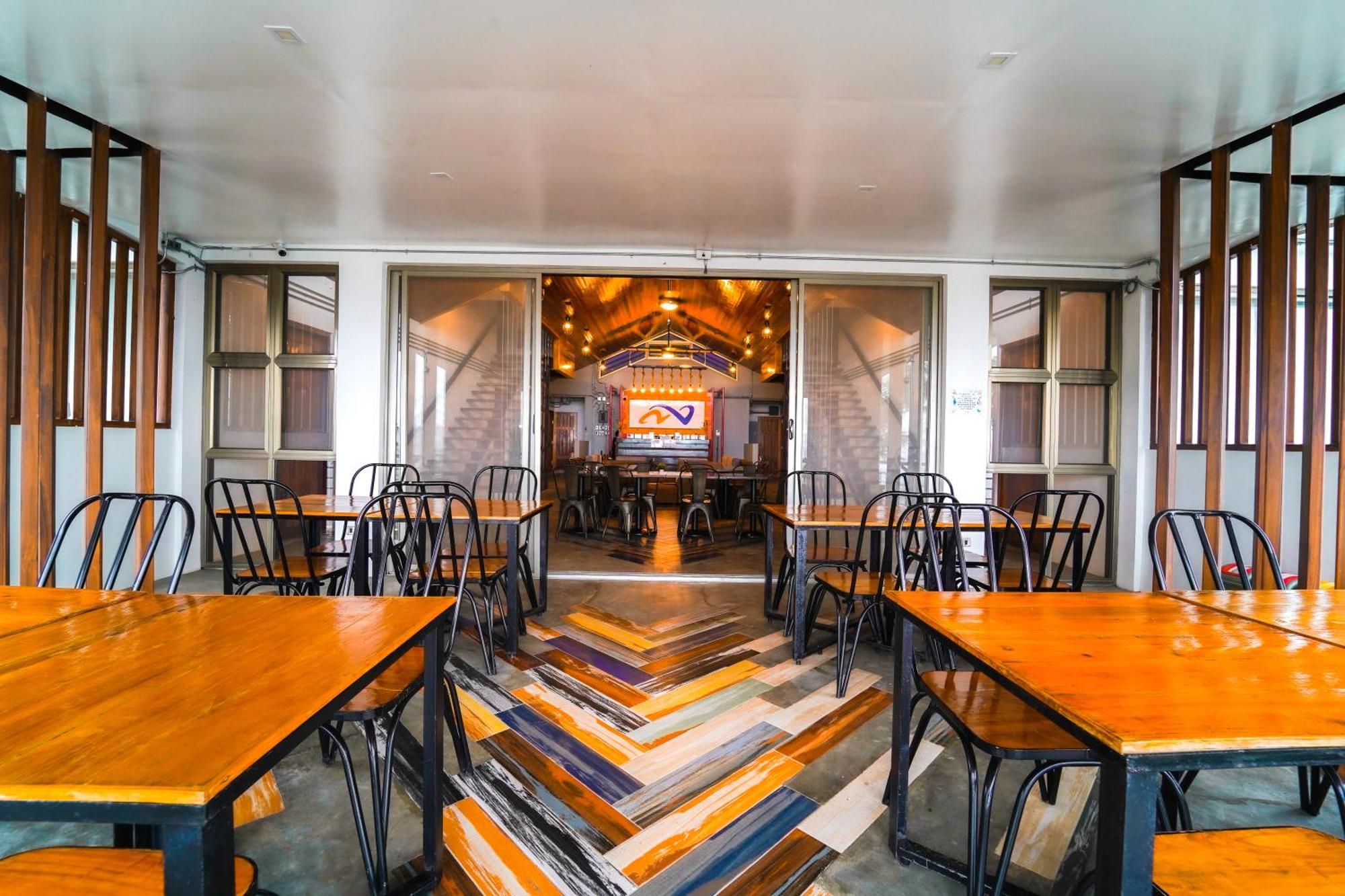 Av Suites Puerto Galera Dış mekan fotoğraf