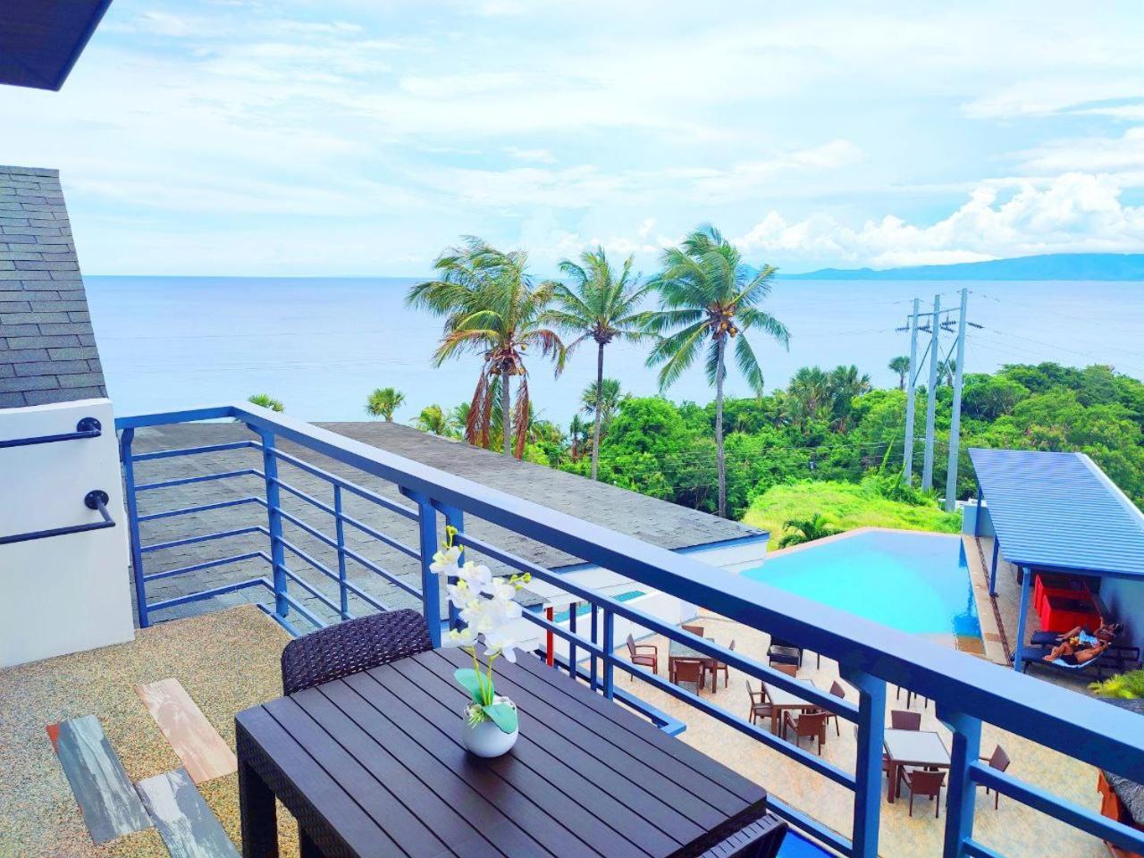 Av Suites Puerto Galera Dış mekan fotoğraf