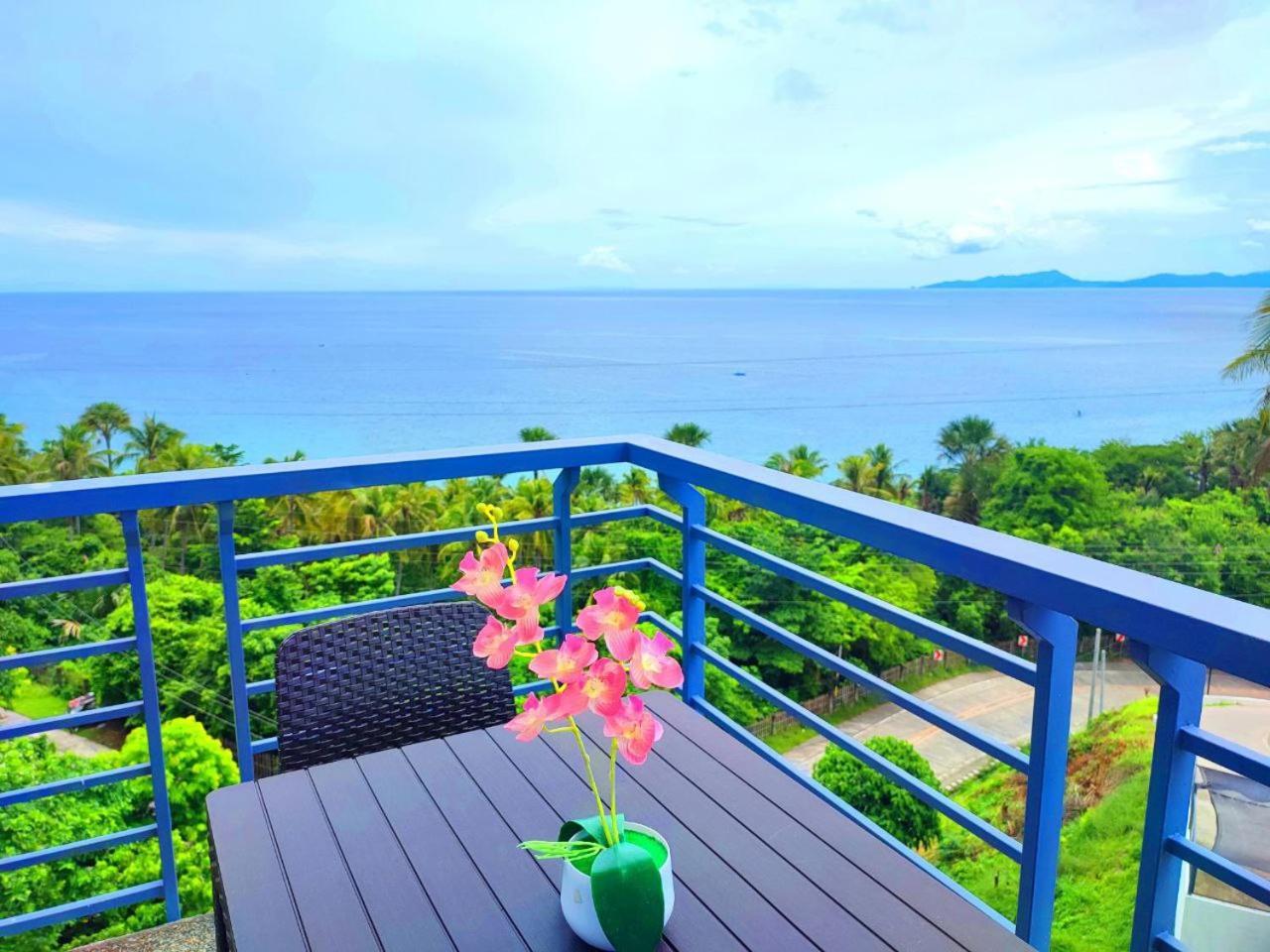 Av Suites Puerto Galera Dış mekan fotoğraf