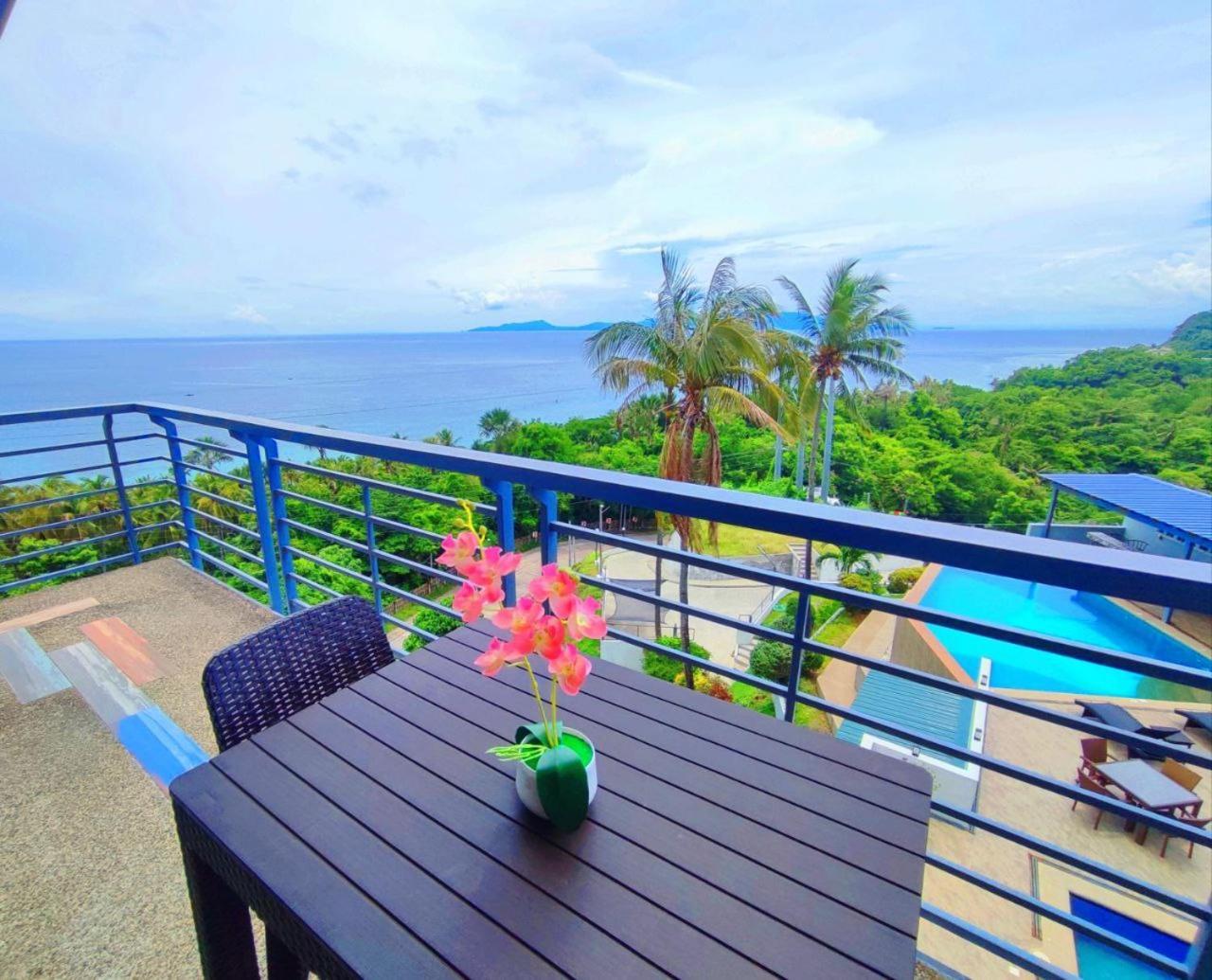 Av Suites Puerto Galera Dış mekan fotoğraf