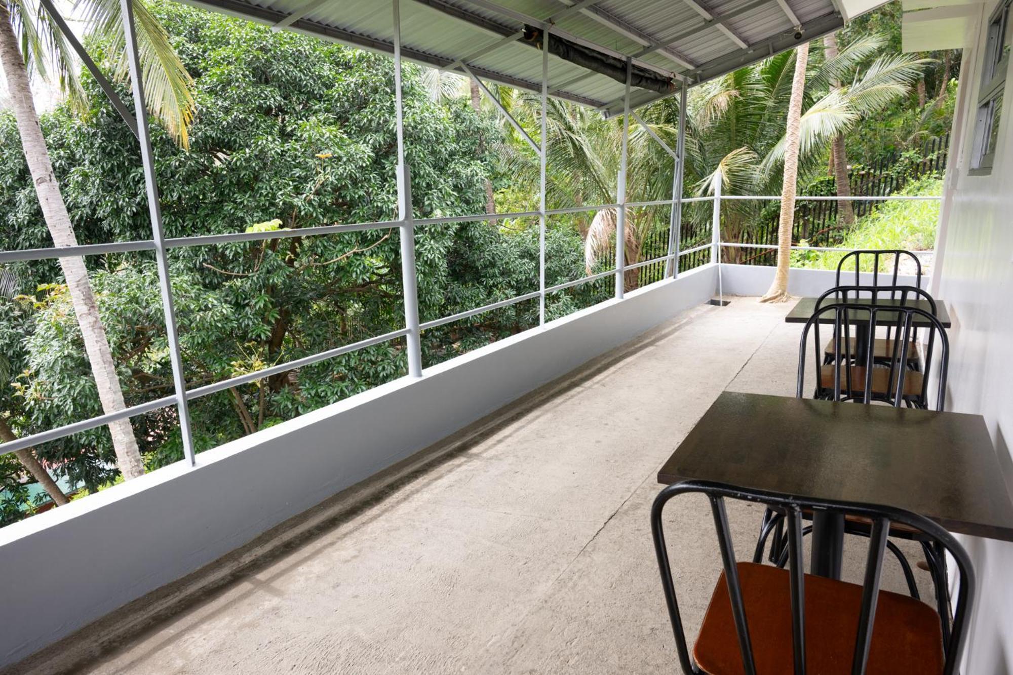 Av Suites Puerto Galera Dış mekan fotoğraf