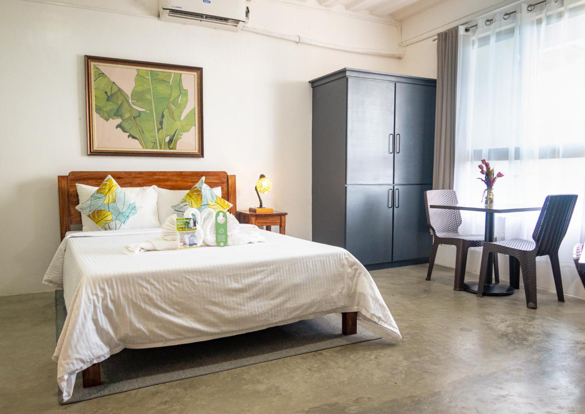 Av Suites Puerto Galera Dış mekan fotoğraf